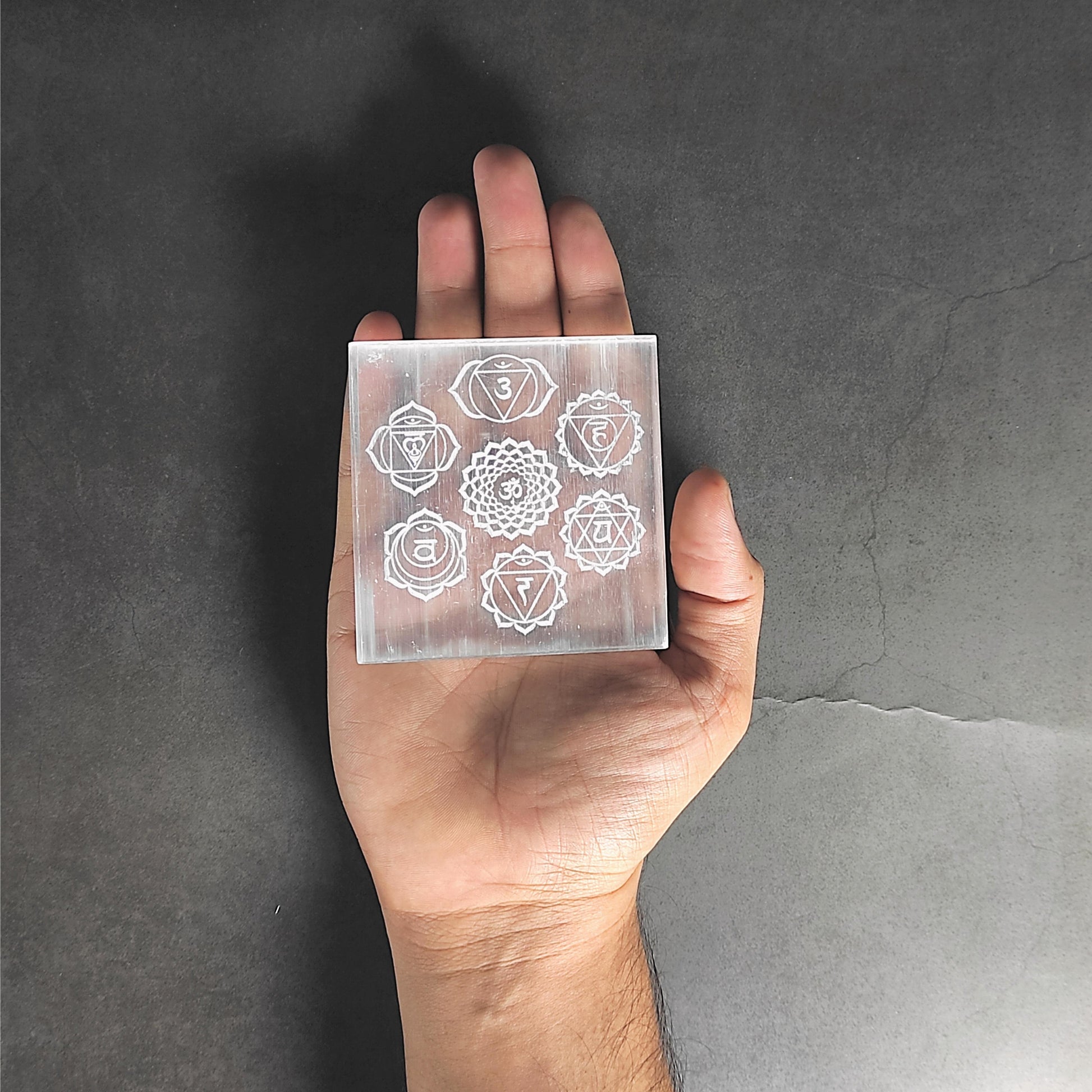 square-plate-7-reiki-chakra-symbol