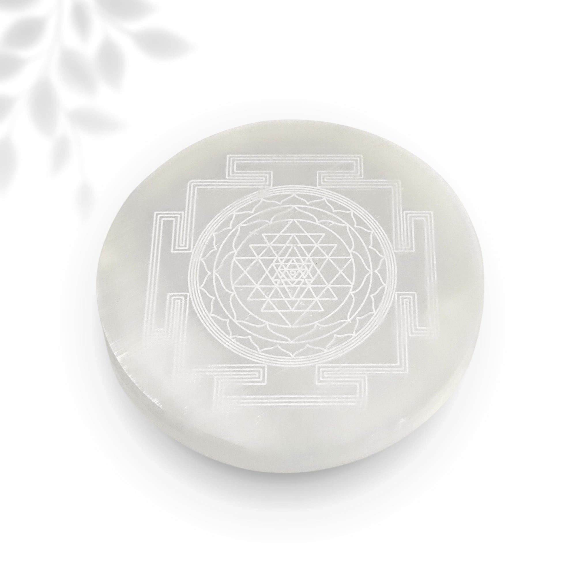 round-plate-sriyantra