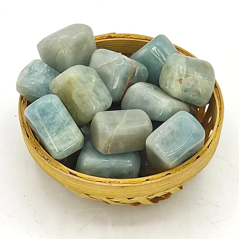The Healing Power of Aquamarine Crystal: A Comprehensive Guide - plusvalueindia