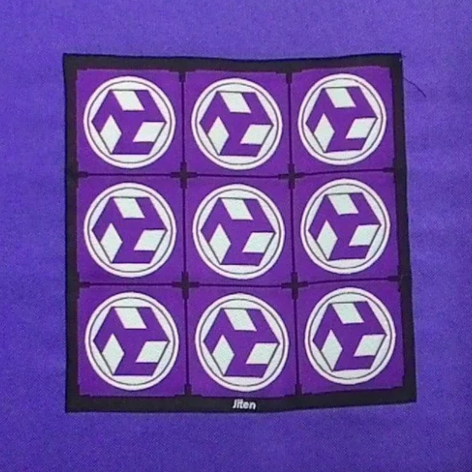 Jiten Pyra Pillow Pyramid - plusvalueindia