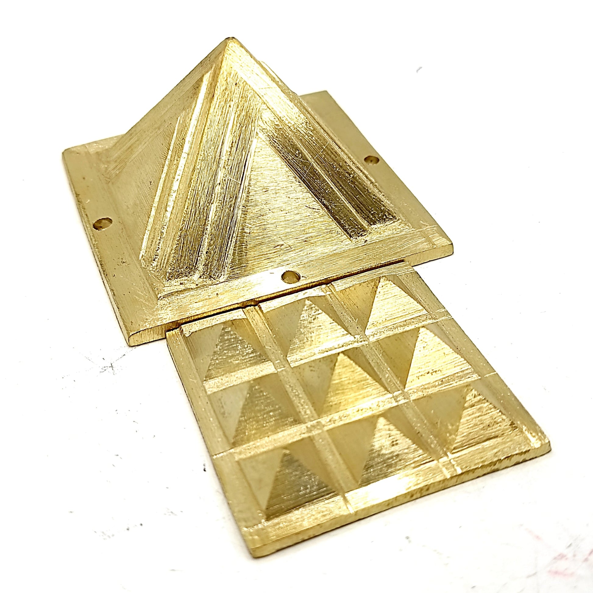brass metal vastu pyramid product