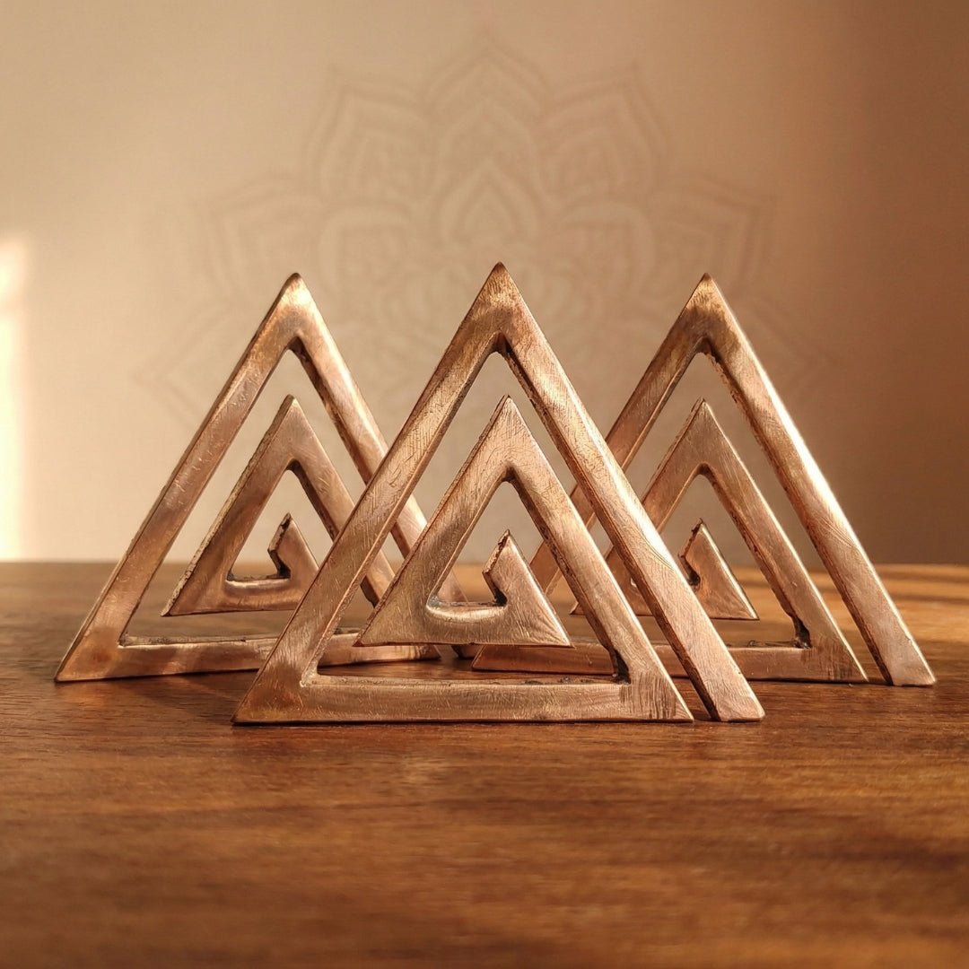 Copper Helix 6 inch for Vastu - South-East Cut & Dosh Remedy for Home, Office & Plot - plusvalueindia