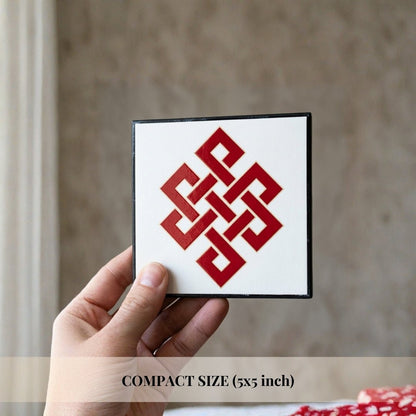 Feng Shui Mystic Knot Frame, a "magical knot" that, energised before dispatch by Plus Value India