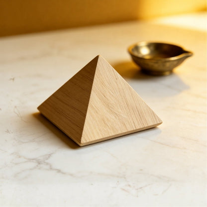 Shriparni Sriparni Wooden Pyramid for Vastu Remedies - plusvalueindia